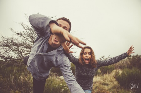 Photo engagement couple automne béziers