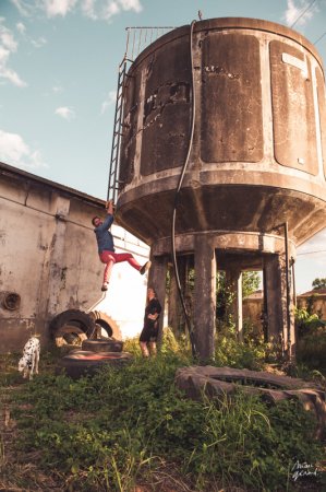 Séance engagement dans une ancienne distillerie
